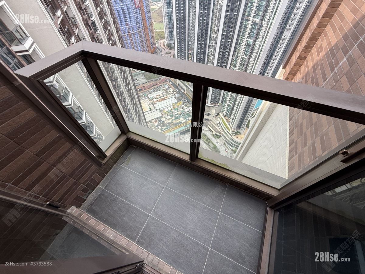 Lp6 Sell 2 Bedrooms , 1 Bathroom 460 ft²