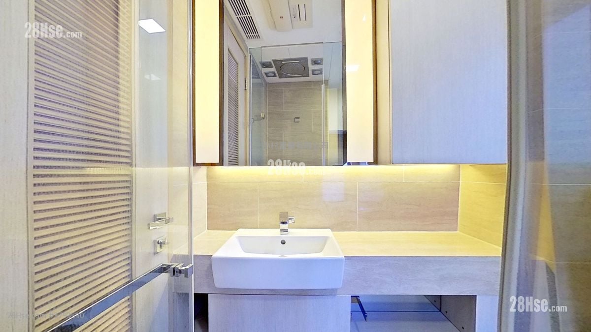 bathroom: Coho Rental 1 Bedroom , 1 Bathroom 317 ft²