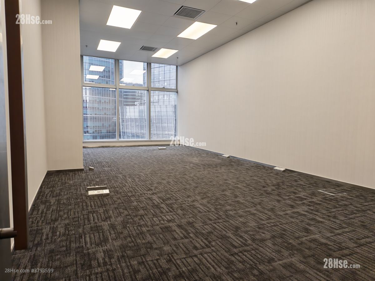 Cos Centre Rental 545 ft²