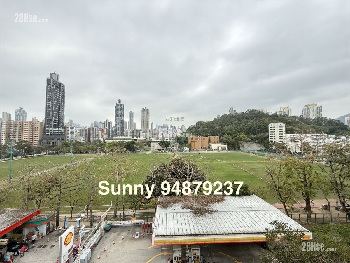 Royal Magnolia Rental 3 Bedrooms , 2 Bathrooms 1,103 ft²