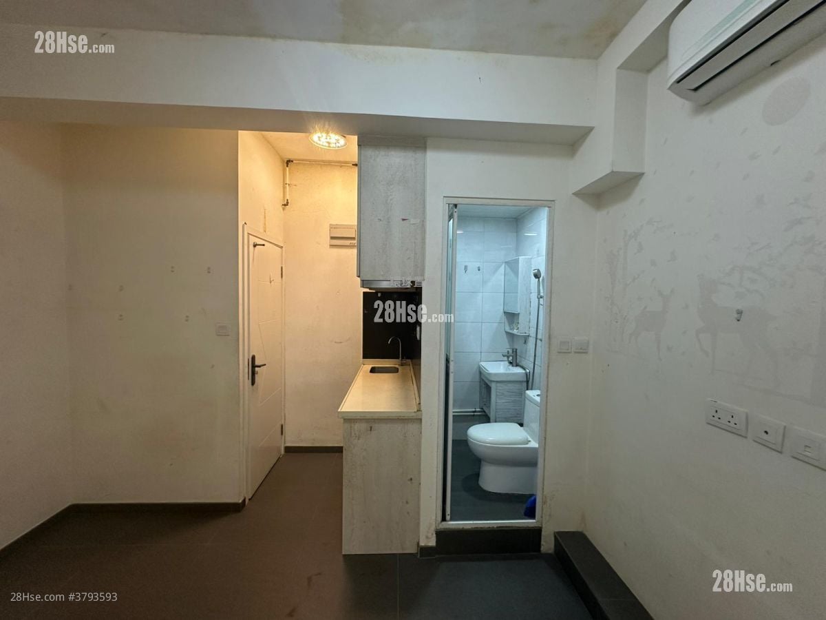 Chinese Mansion Rental 1 Bedroom 160 ft²