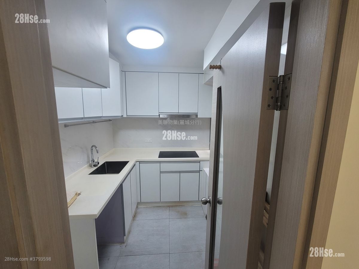 Belvedere Garden Rental 3 Bedrooms , 1 Bathroom 572 ft²