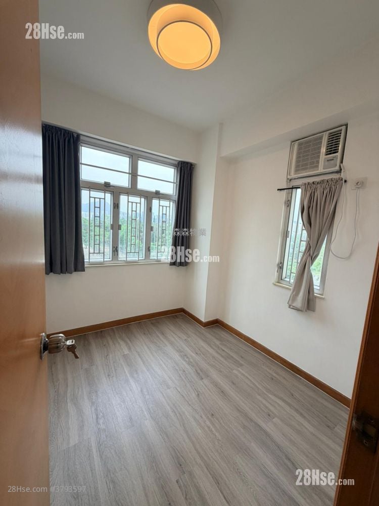 滨海大厦 租盘 2 房 , 1 浴室 386 平方尺