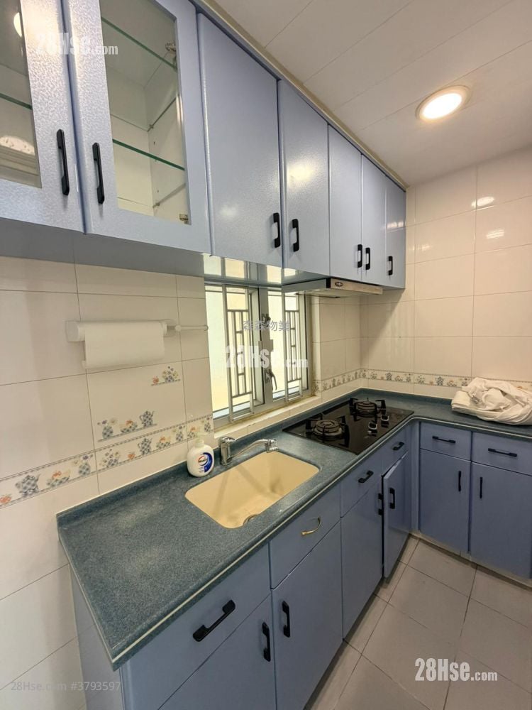 滨海大厦 租盘 2 房 , 1 浴室 386 平方尺