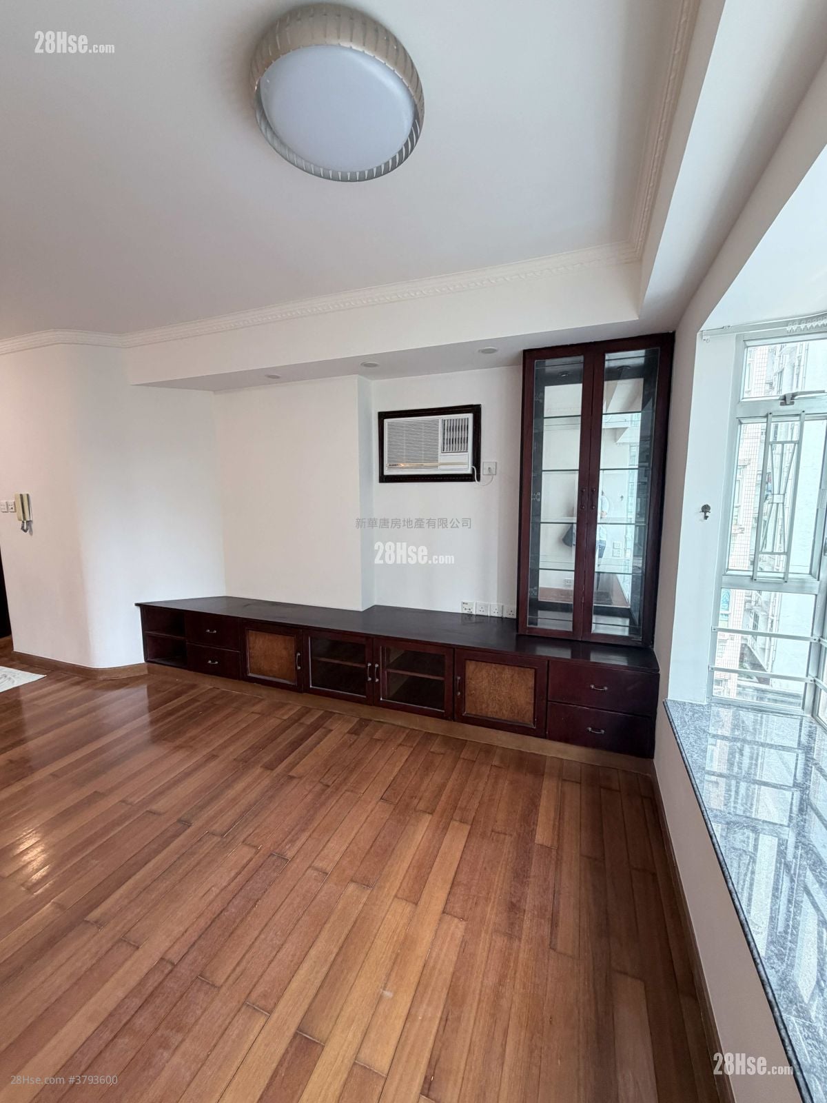 君德阁 租盘 3 房 , 2 浴室 705 平方尺