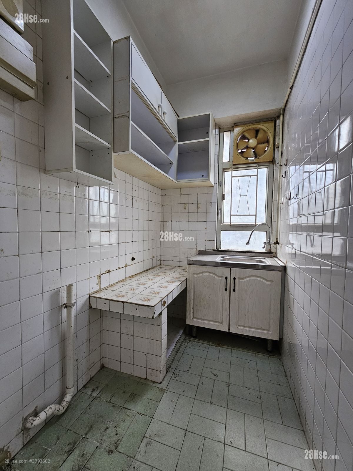 Apartment Sell 2 Bedrooms , 1 Bathroom 371 ft²