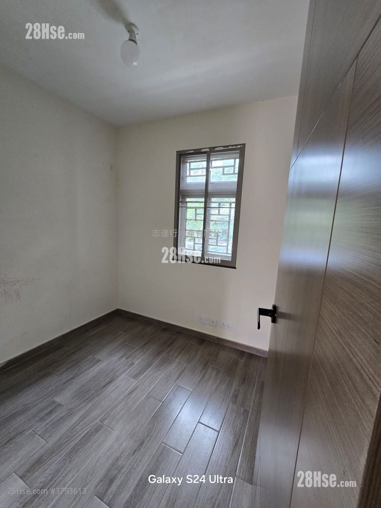 村屋 售盘 3 房 , 2 浴室 600 平方尺