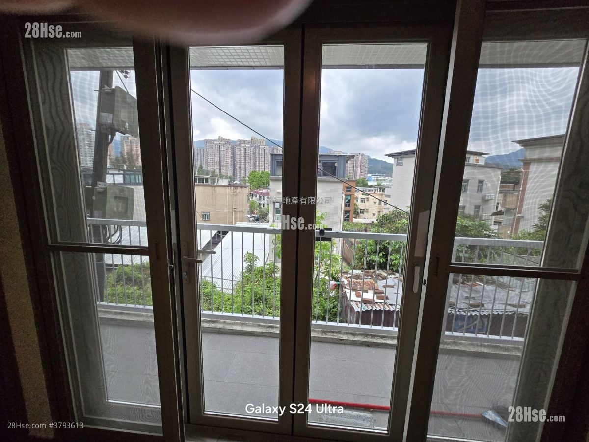 村屋 售盘 3 房 , 2 浴室 600 平方尺