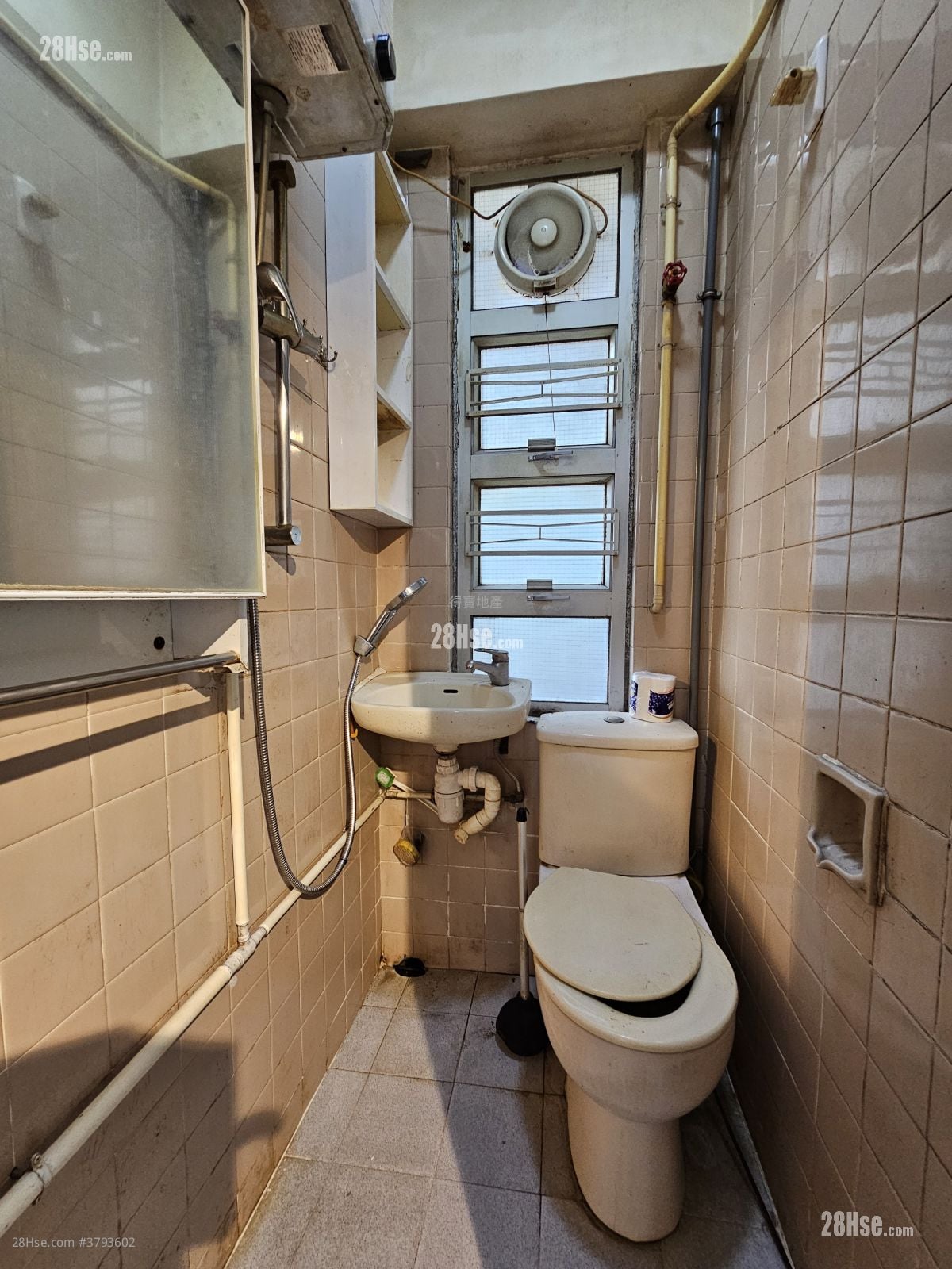 Apartment Sell 2 Bedrooms , 1 Bathroom 371 ft²