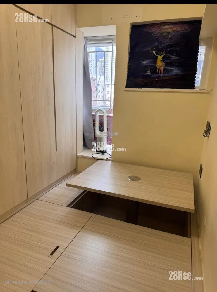 恒威阁 租盘 2 房 , 1 浴室 301 平方尺