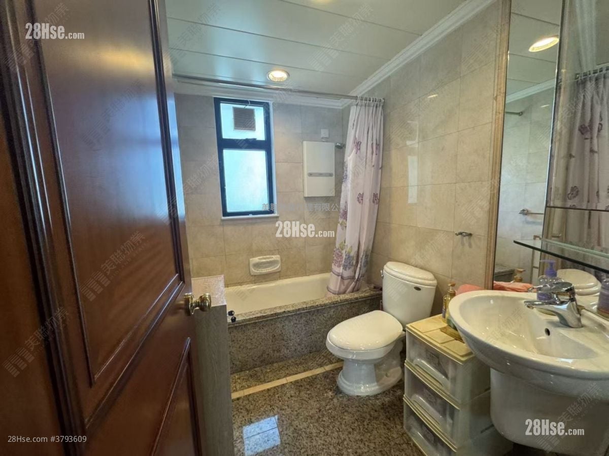 涤涛山 售盘 4 房 2,245 平方尺