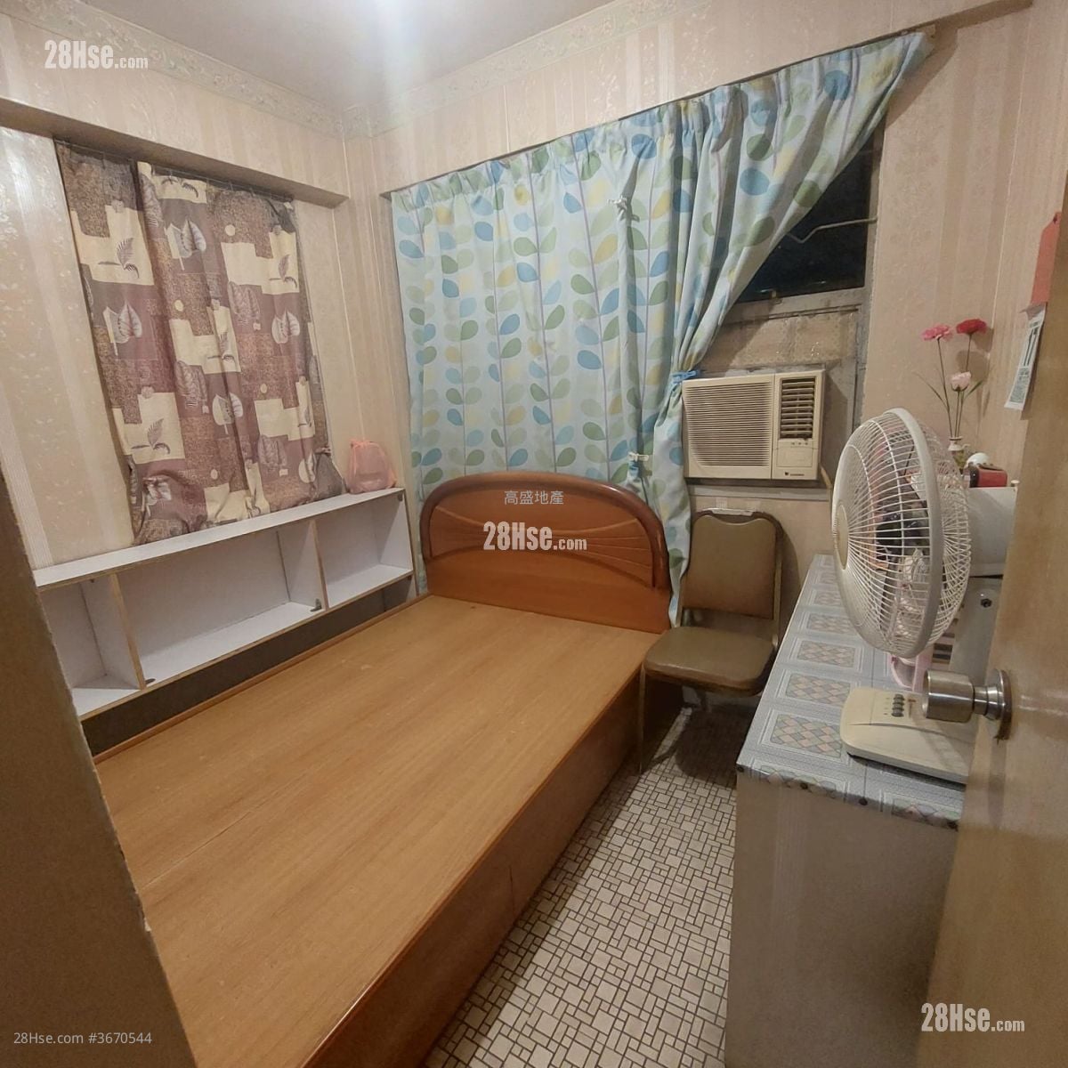 Pei Ho Building Sell 2 Bedrooms , 1 Bathroom 301 ft²