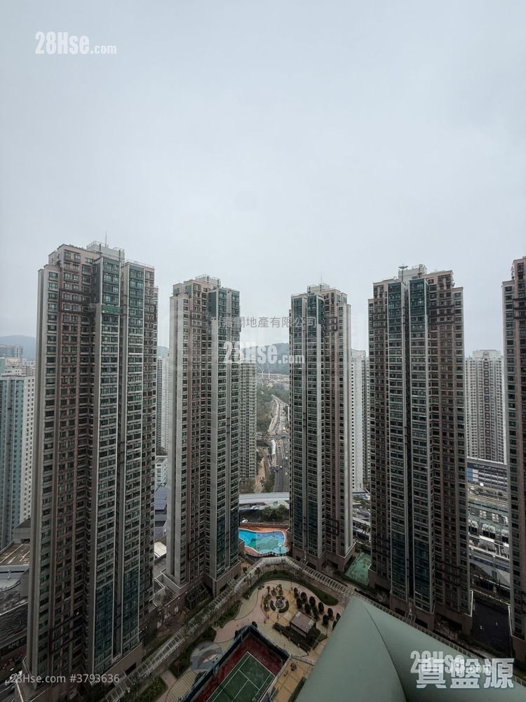 蔚蓝湾畔 售盘 3 房 , 2 浴室 653 平方尺