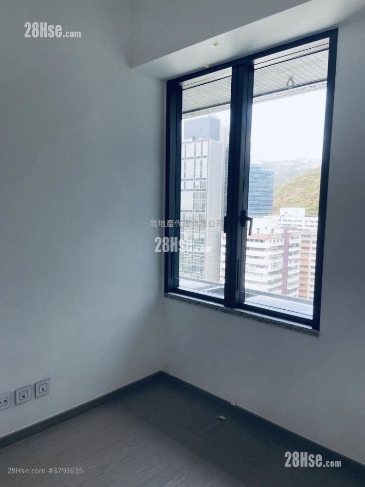 The Southside Rental 2 Bedrooms , 2 Bathrooms 538 ft²