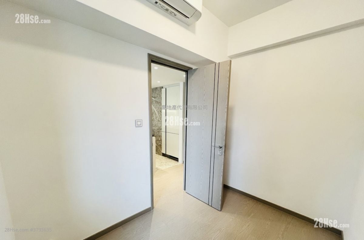 The Southside Rental 2 Bedrooms , 2 Bathrooms 538 ft²