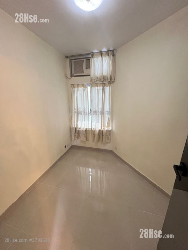 Whampoa Garden Rental 3 Bedrooms , 2 Bathrooms 639 ft²