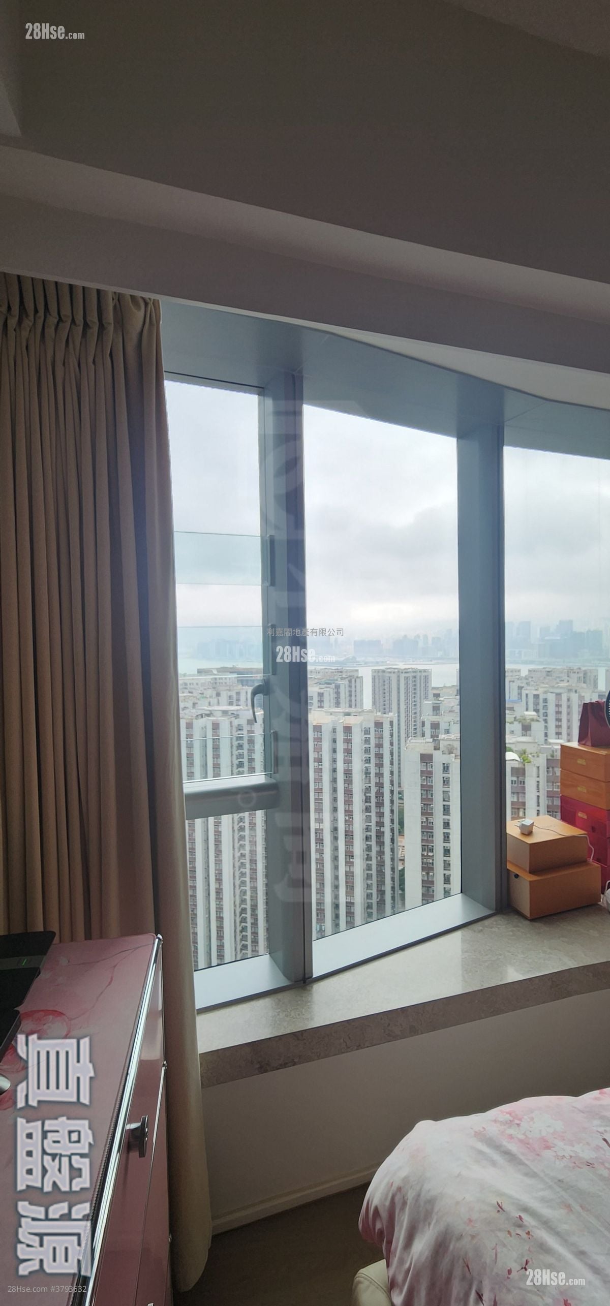 Mount Parker Residences Sell 4 Bedrooms , 2 Bathrooms 1,754 ft²