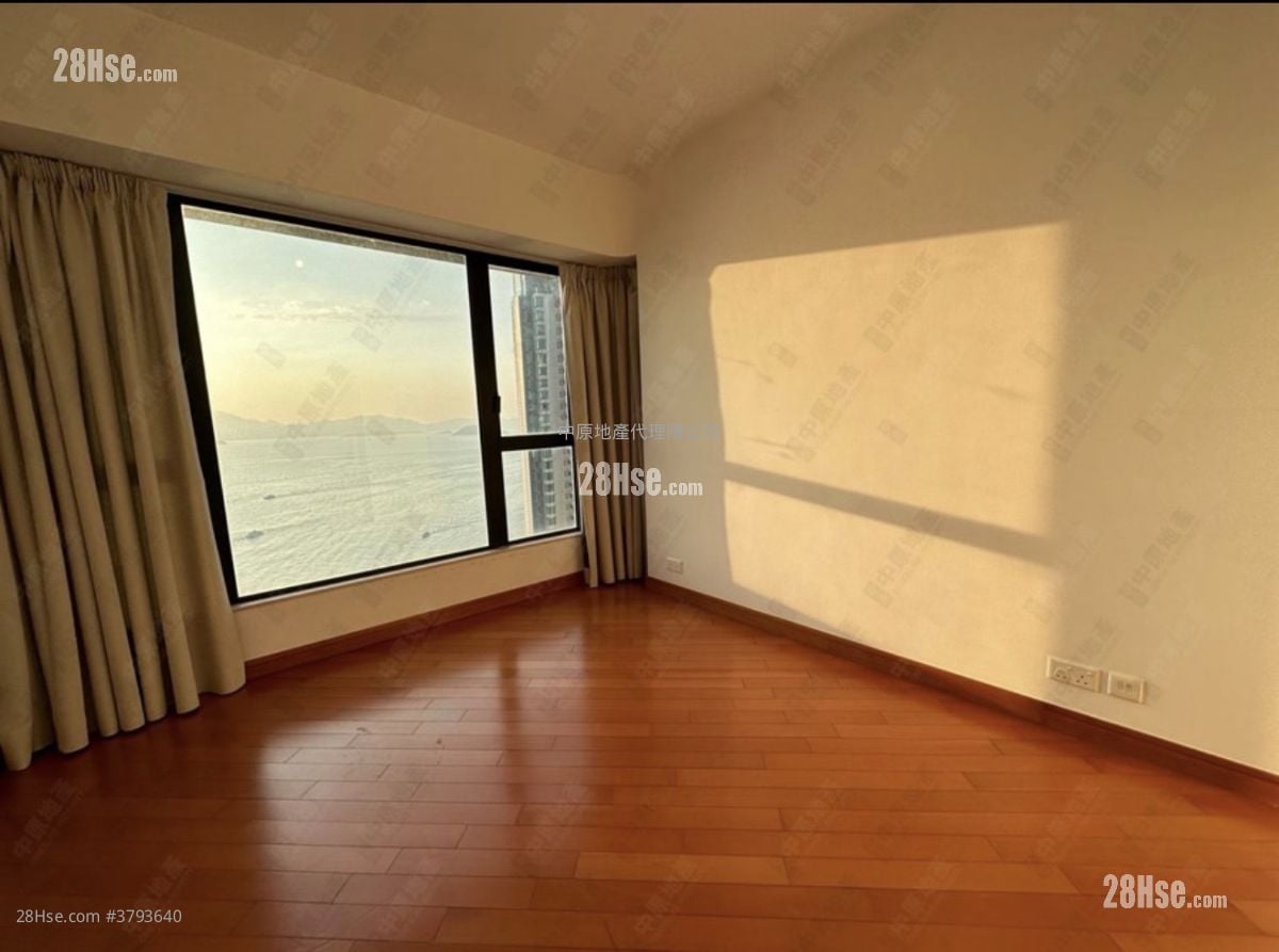 贝沙湾 售盘 3 房 , 2 浴室 1,126 平方尺