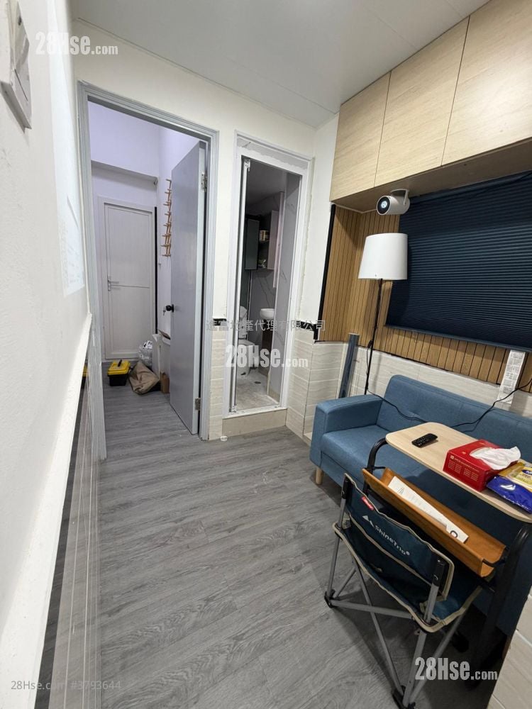 47 Battery Street Rental 250 ft²