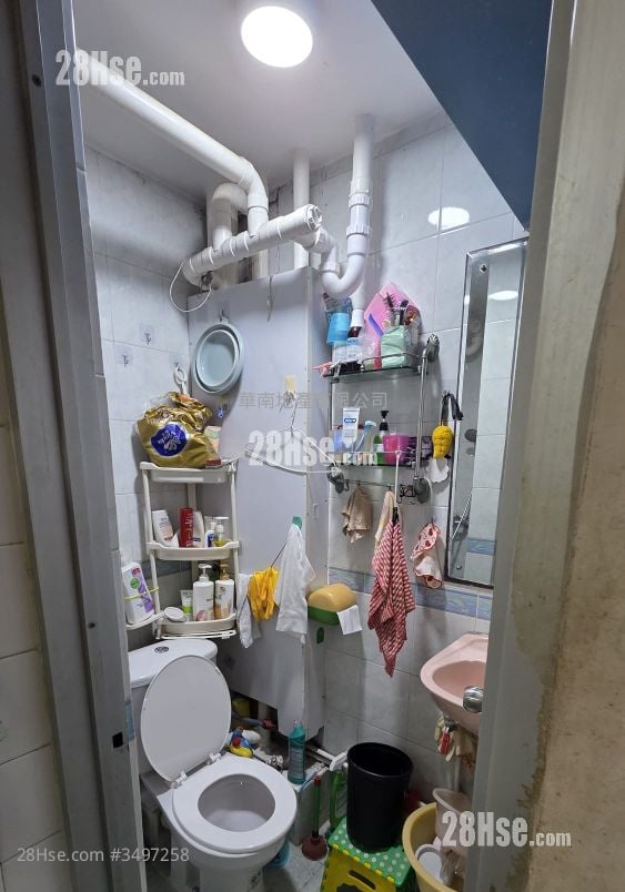 显径邨 售盘 3 房 , 1 浴室 490 平方尺