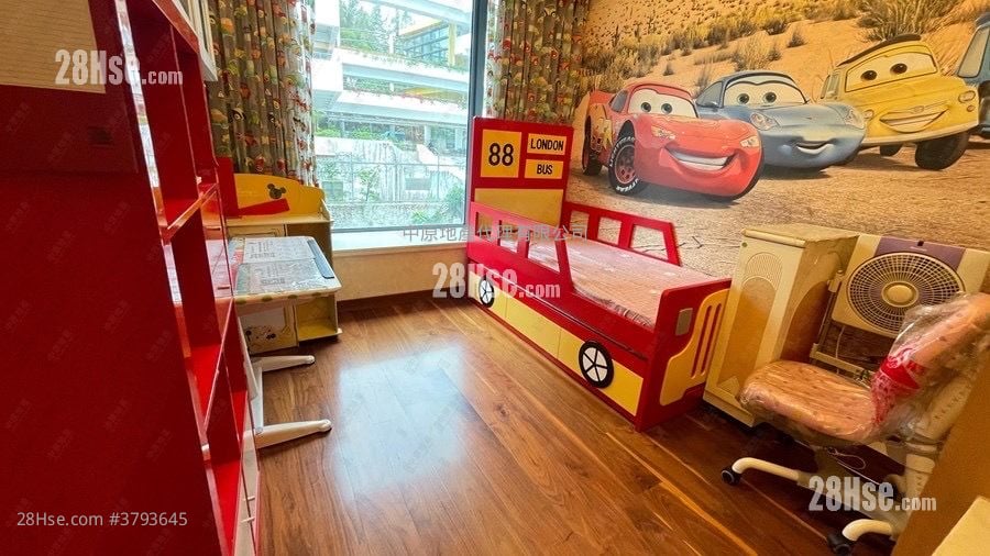 龙苑 售盘 5+ 房 2,152 平方尺