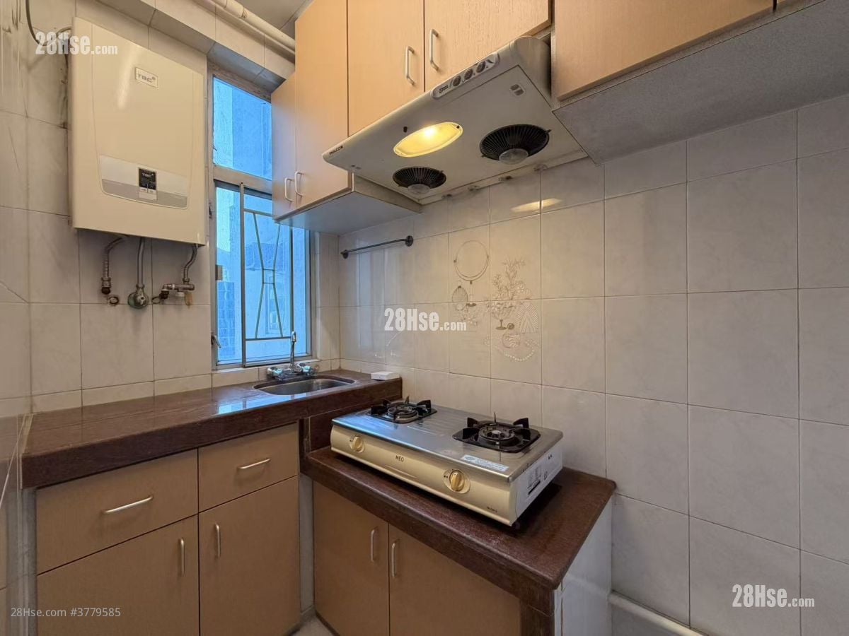 湾景中心大厦 租盘 2 房 , 1 浴室 325 平方尺