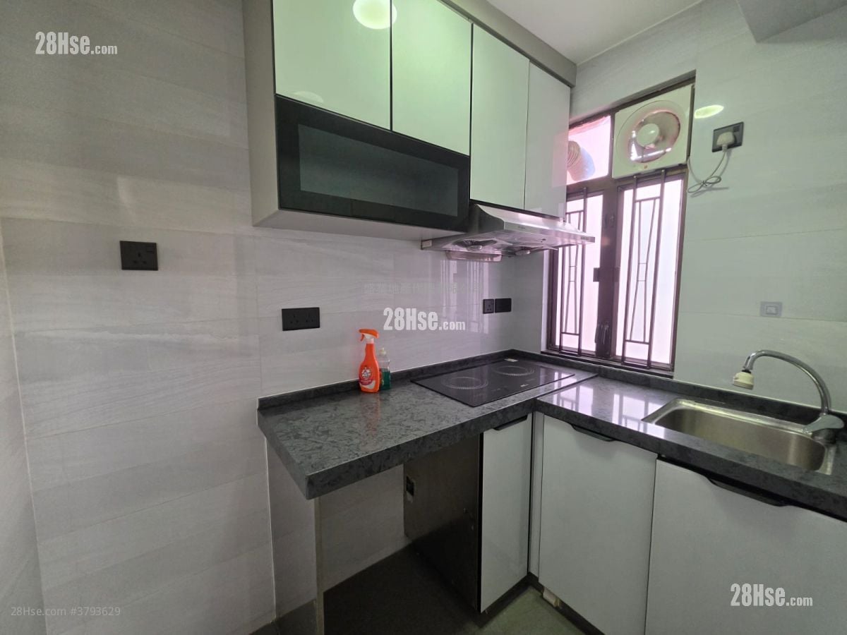 荃湾中心 租盘 2 房 , 1 浴室 377 平方尺