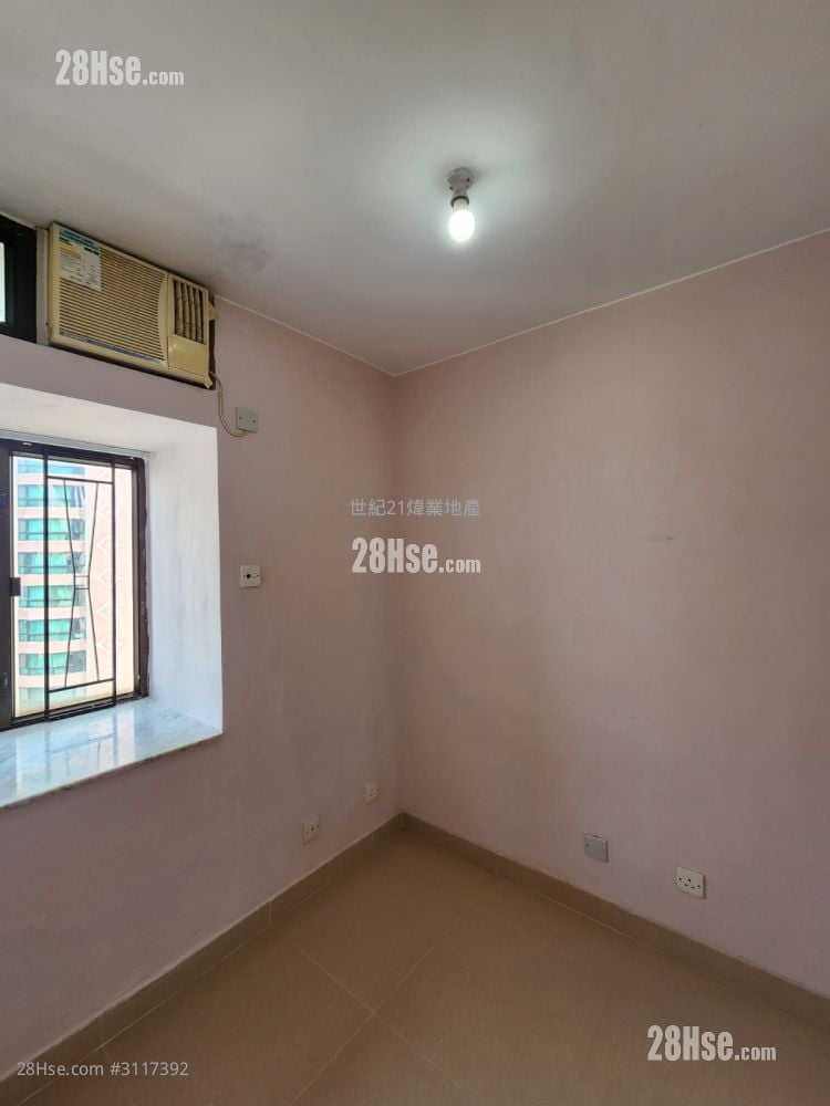 山景阁 售盘 2 房 319 平方尺