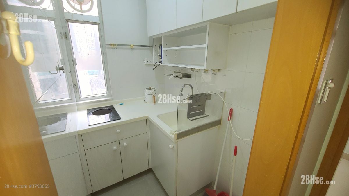 Tung Po Building Rental 2 Bedrooms , 1 Bathroom 341 ft²
