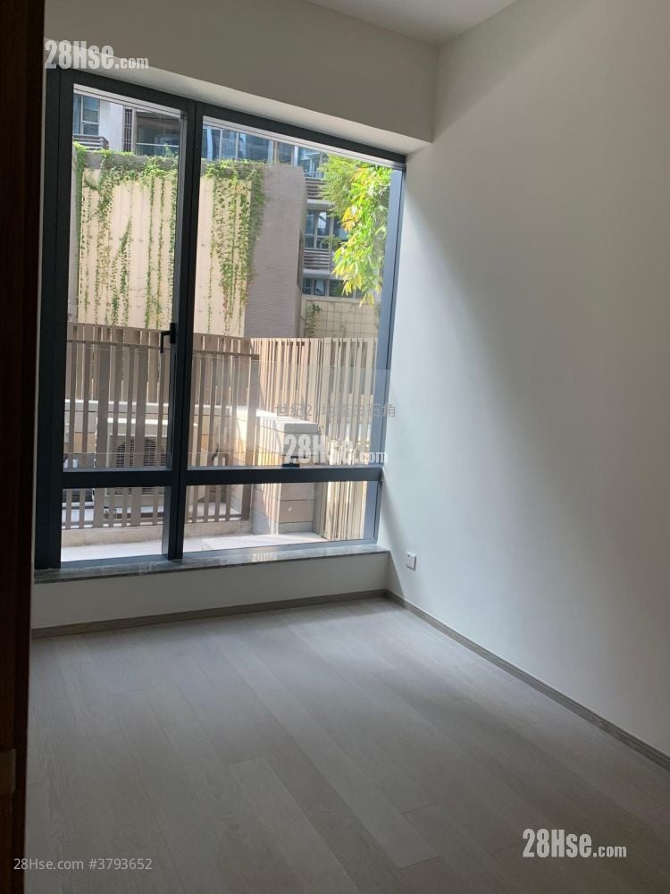 Ontolo Sell 2 Bedrooms , 2 Bathrooms 545 ft²