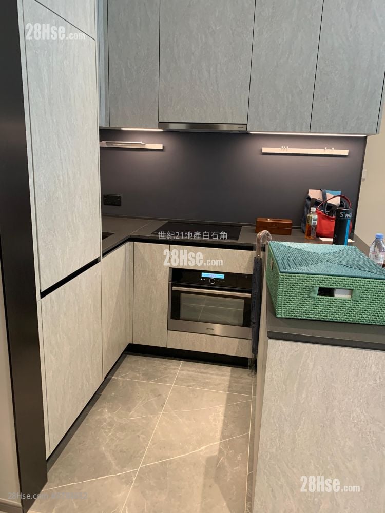 Ontolo Sell 2 Bedrooms , 2 Bathrooms 545 ft²