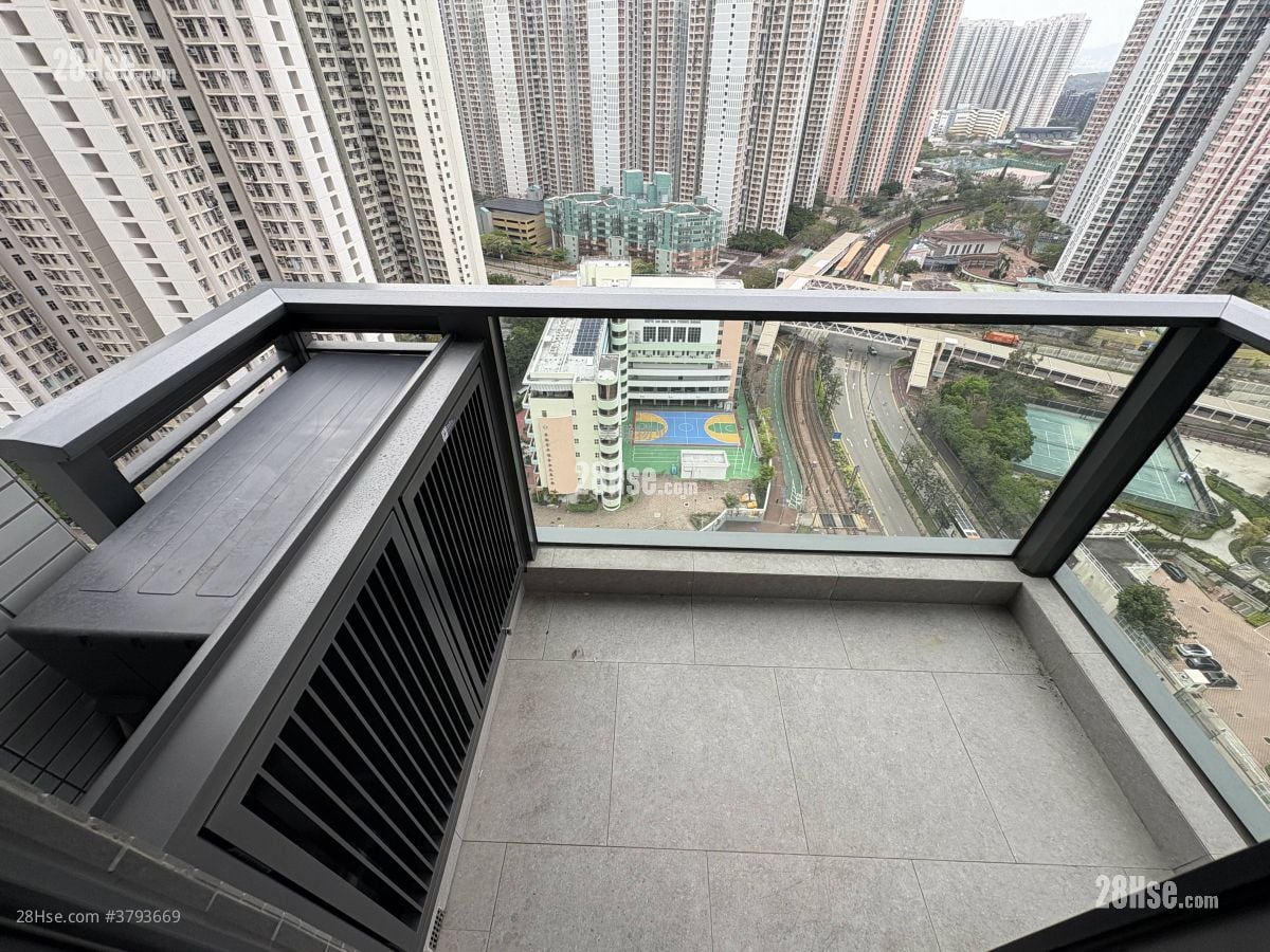 balcony: Yoho West Sell 2 Bedrooms , 1 Bathroom 433 ft²