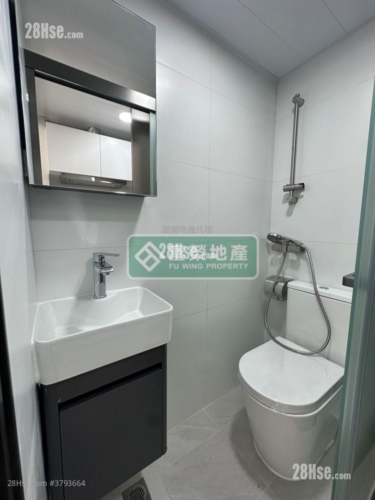 四海大厦 租盘 1 房 , 1 浴室 180 平方尺