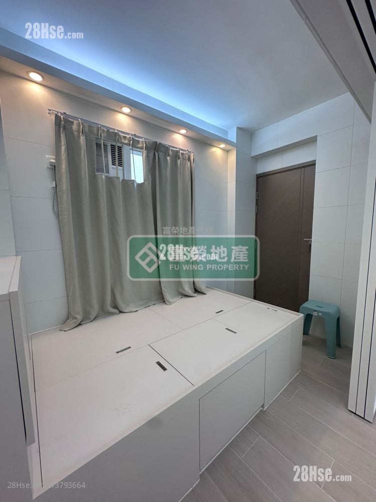 四海大厦 租盘 1 房 , 1 浴室 180 平方尺