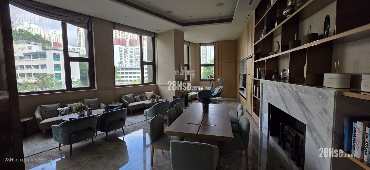 Madison Park Sell 2 Bedrooms , 1 Bathroom 438 ft²