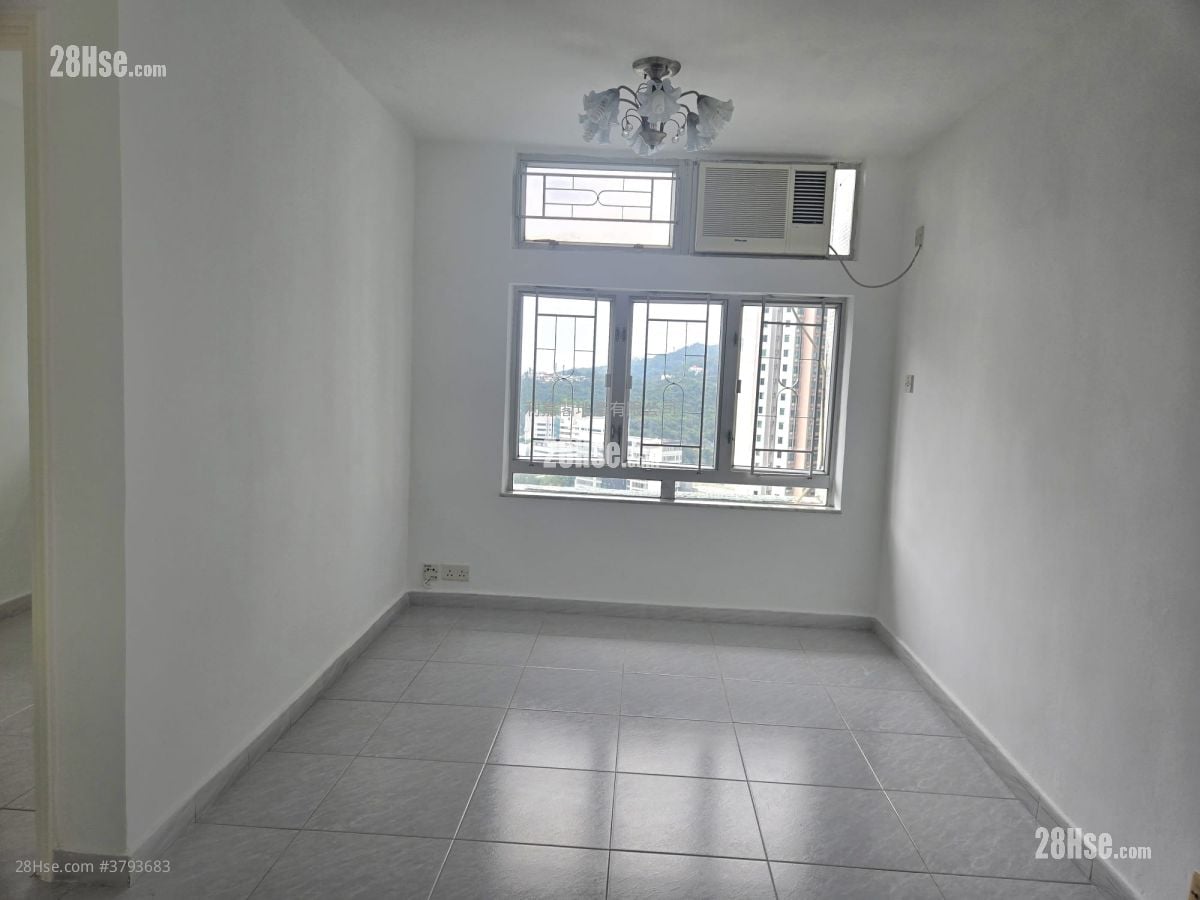 Chung Ming Court Sell 3 Bedrooms 554 ft²