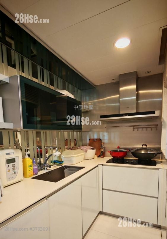 厨房: 原筑 租盘 484 平方尺