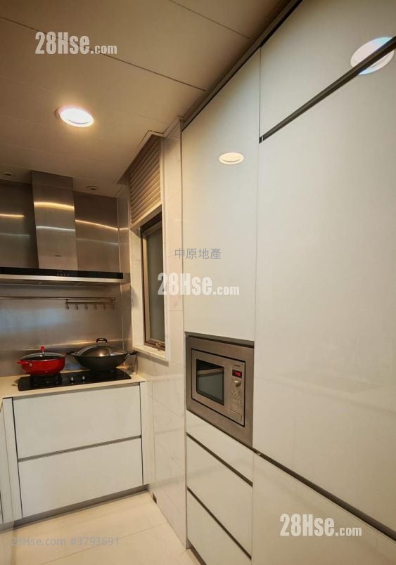 厨房: 原筑 租盘 484 平方尺