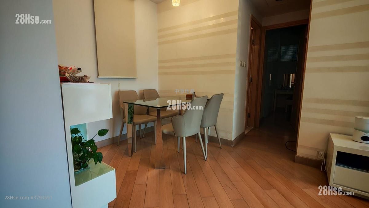 厅: 原筑 租盘 484 平方尺