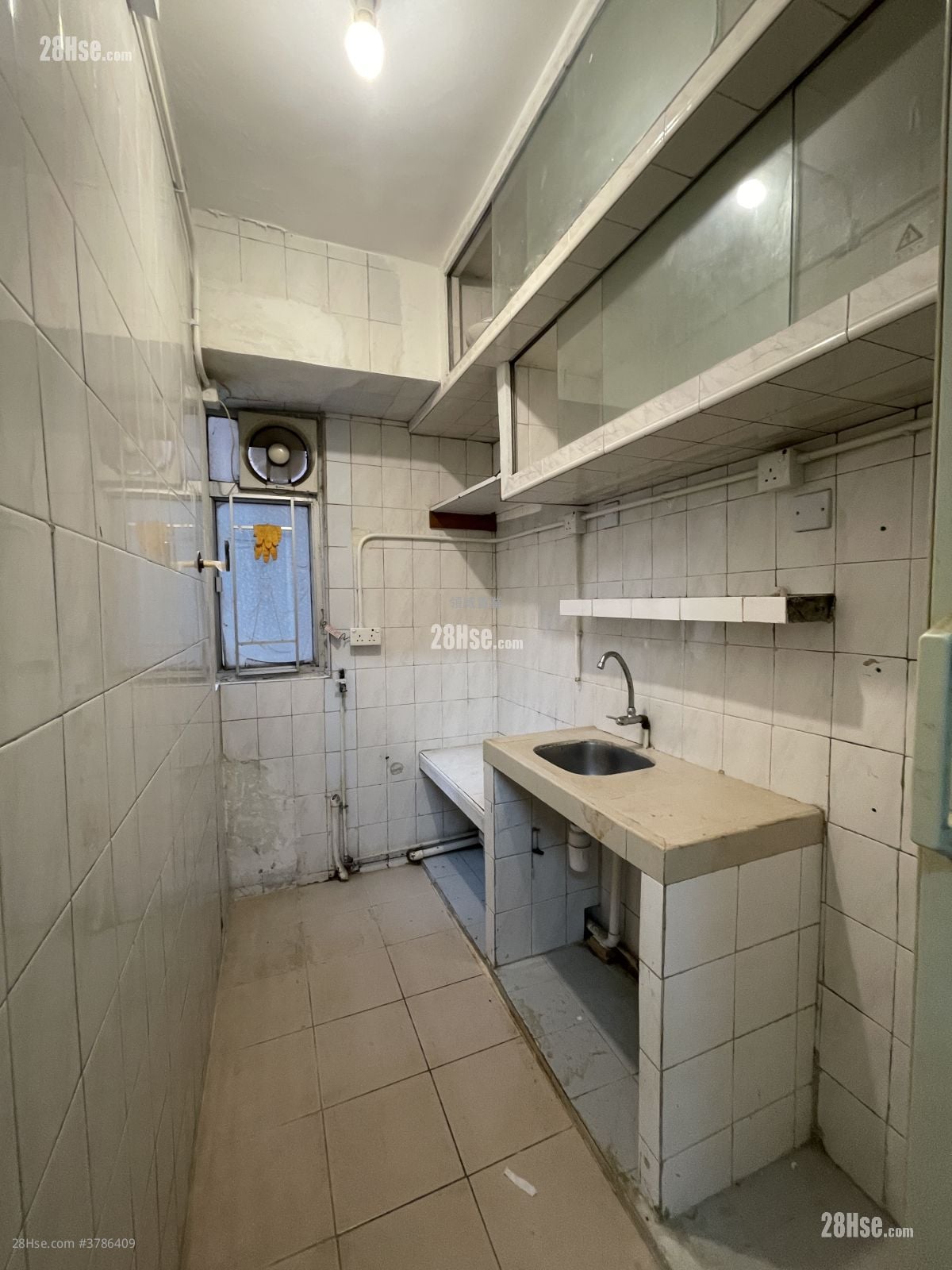 福安大厦 租盘 2 房 , 1 浴室 319 平方尺