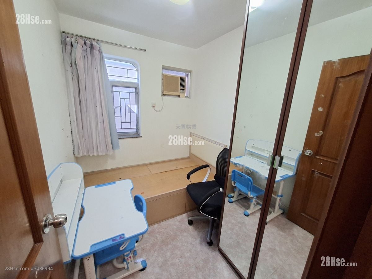 桃园围 售盘 3 房 , 2 浴室 700 平方尺