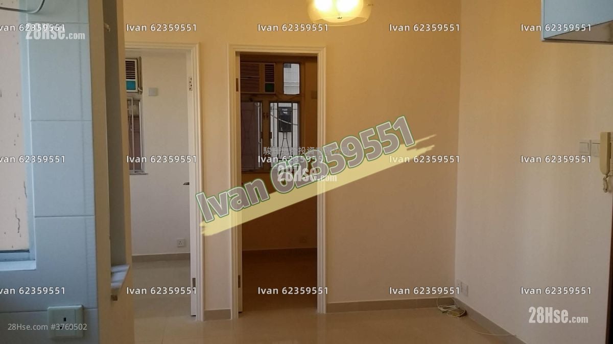 Kam Fai Building Sell 2 Bedrooms , 1 Bathroom 302 ft²