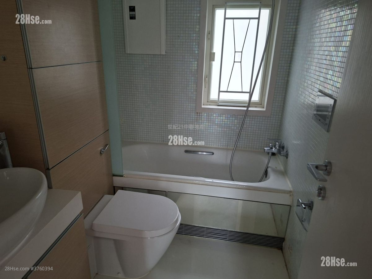 聚贤居 售盘 3 房 , 1 浴室 773 平方尺