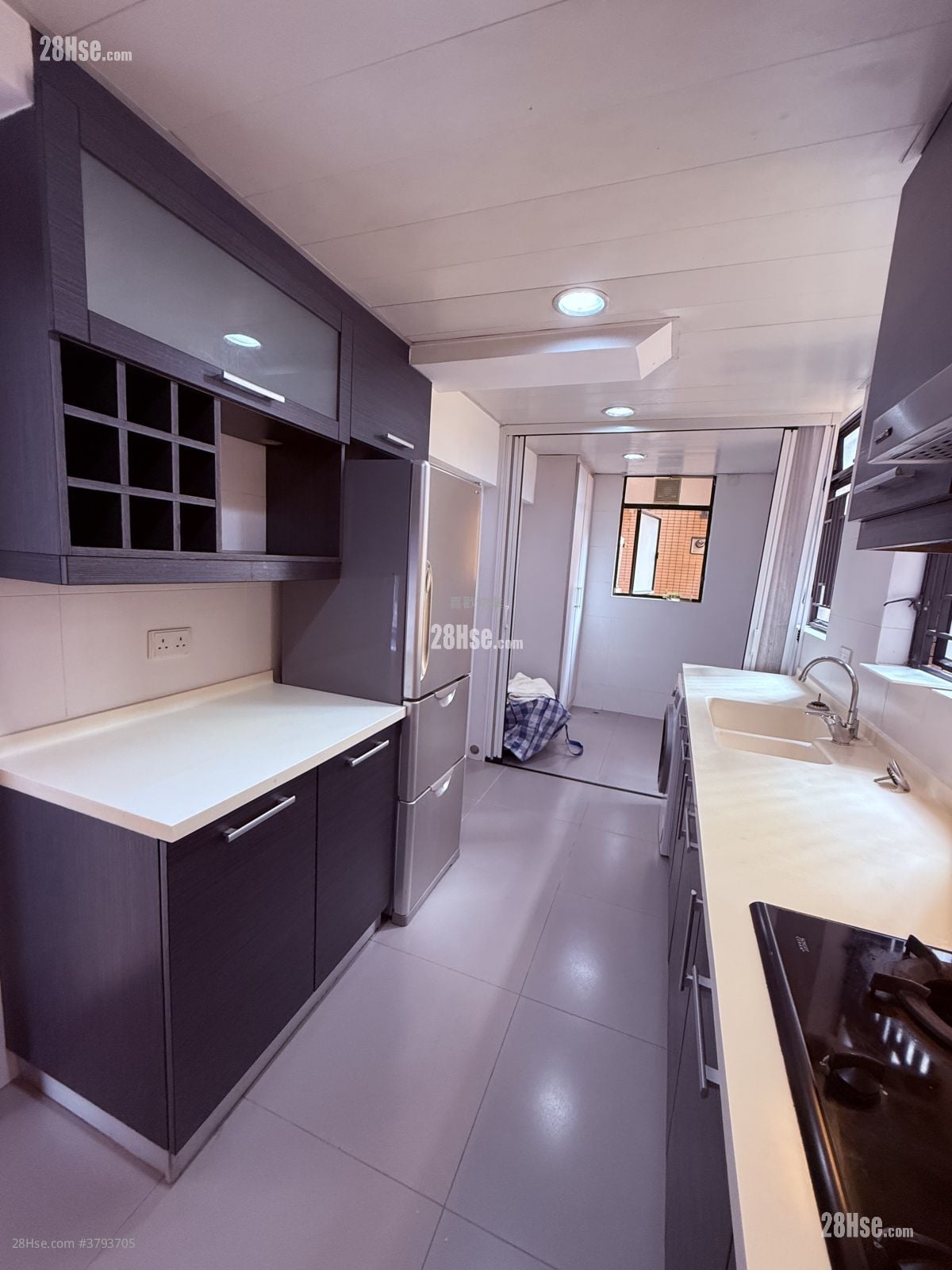 Parc Regal Rental 3 Bedrooms , 2 Bathrooms 789 ft²