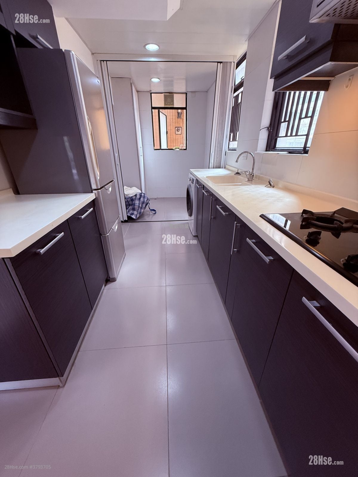 Parc Regal Rental 3 Bedrooms , 2 Bathrooms 789 ft²