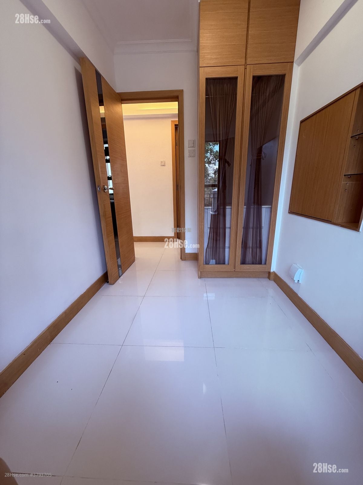 Parc Regal Rental 3 Bedrooms , 2 Bathrooms 789 ft²