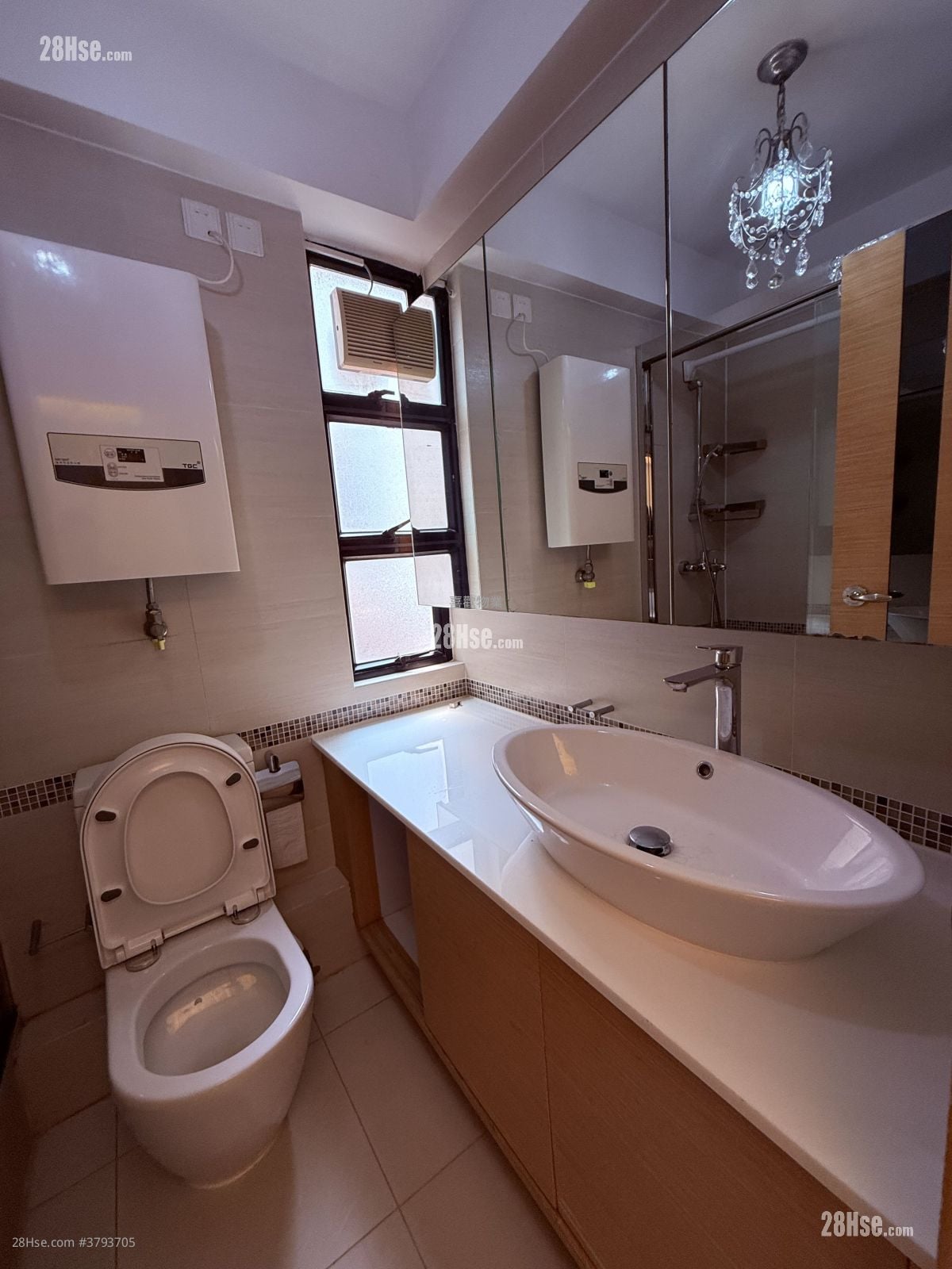 Parc Regal Rental 3 Bedrooms , 2 Bathrooms 789 ft²