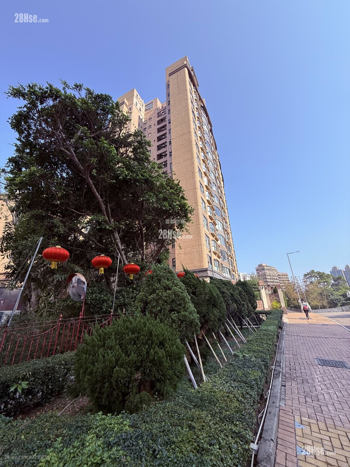 Parc Regal Rental 3 Bedrooms , 2 Bathrooms 789 ft²