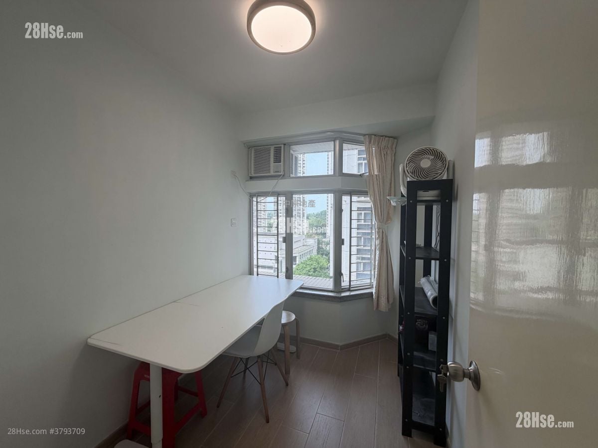 Kingswood Villas Rental 3 Bedrooms , 1 Bathroom 547 ft²