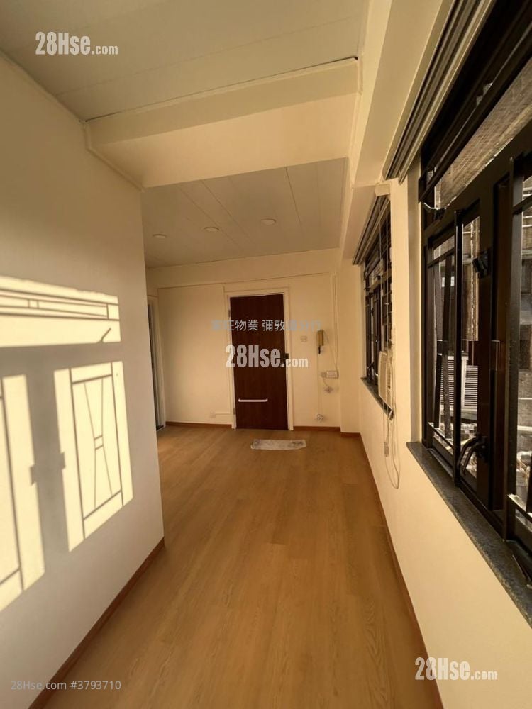 Tung Shing Building Rental 282 ft²
